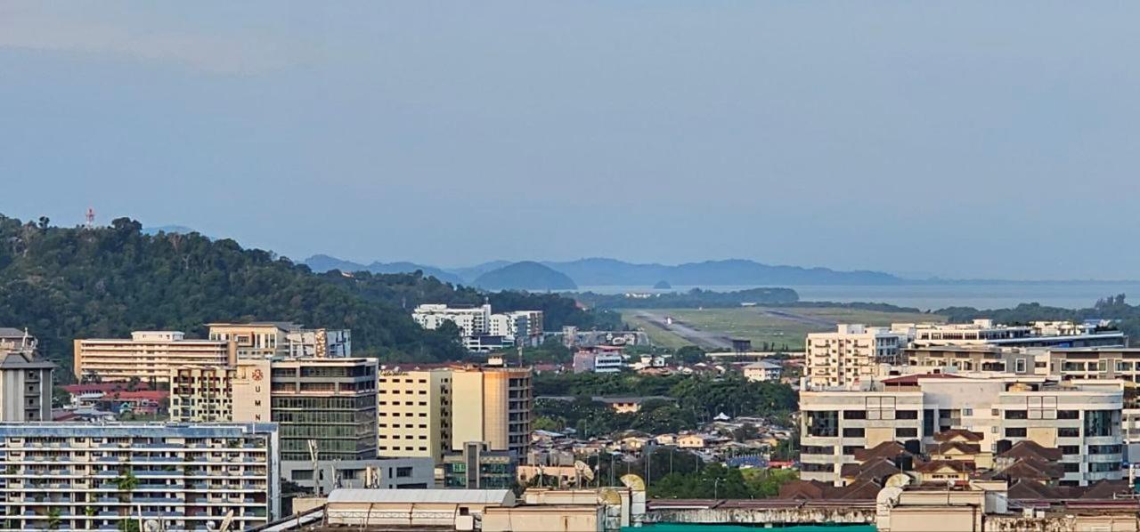Qilala Dualview By The Shore Kota Kinabalu